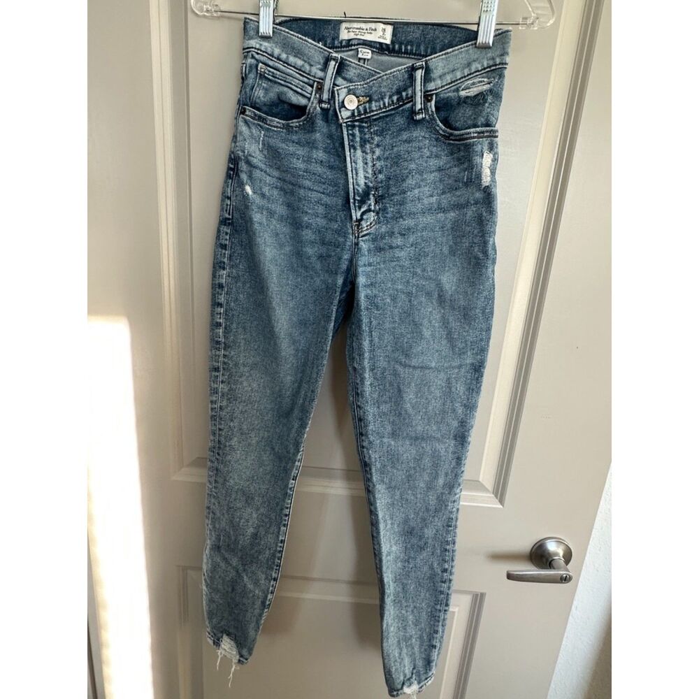 Abercrombie & Fitch Cross Band Waisted Super Skinny Ankle Women's 26 2R